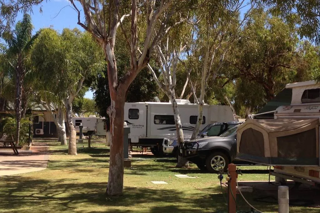 Wintersun-Caravan-Tourist-Site1