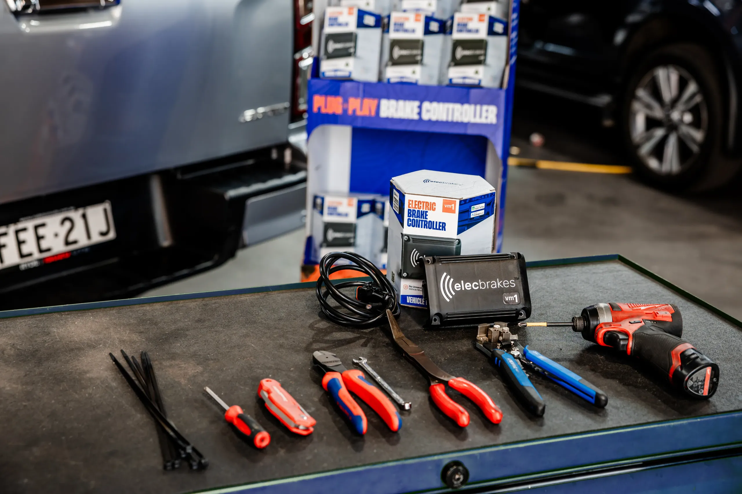 VM1 vehicle-mounted brake controller